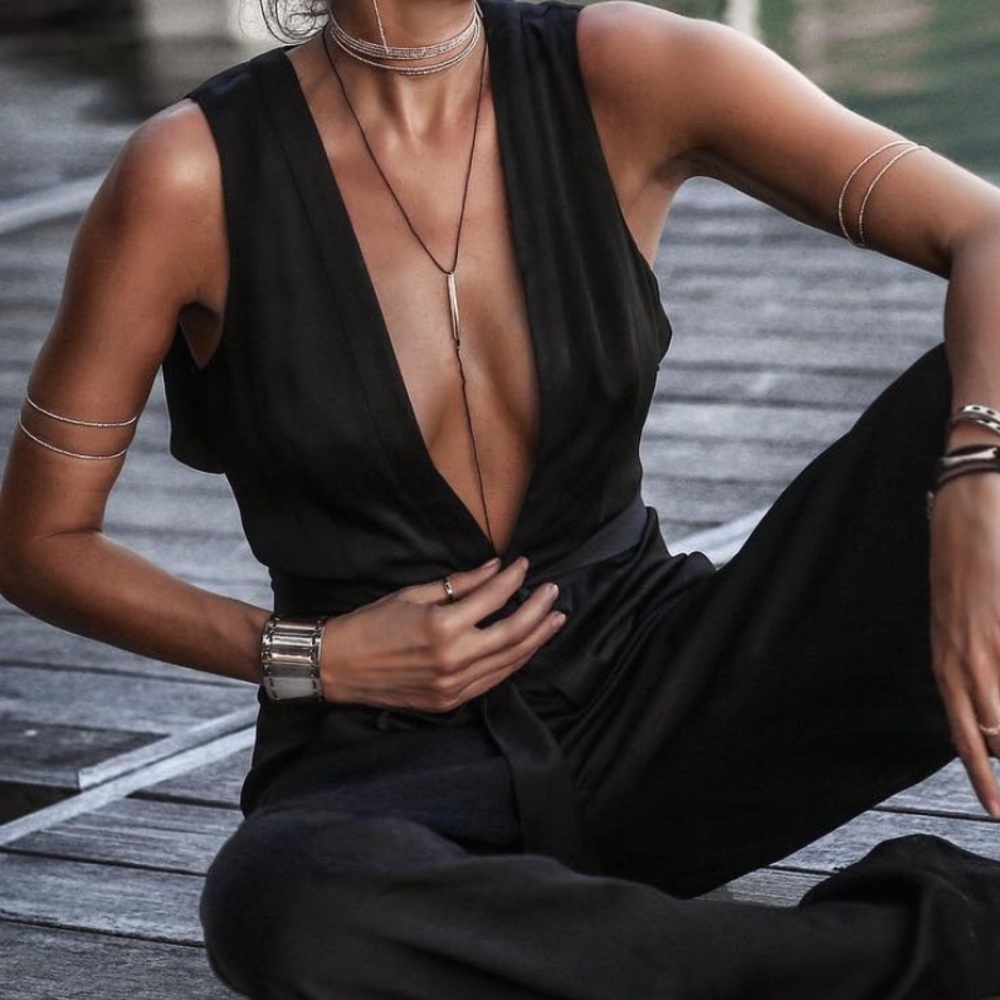 PlungeV summer jumpsuit sz M